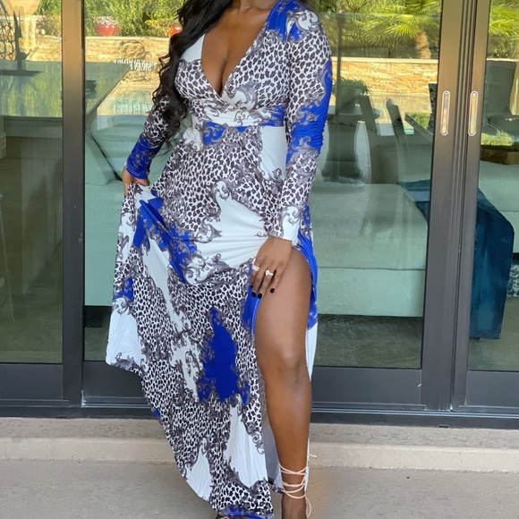 All eyes on me gown - Picture 2 of 2